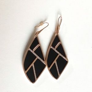 BLACK AND ROSE GOLD EARRINGS